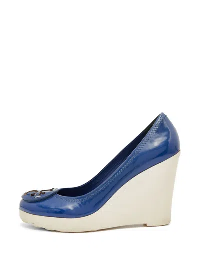 Pre-owned Tory Burch Logo Platform Wedge Pumps In Blue
