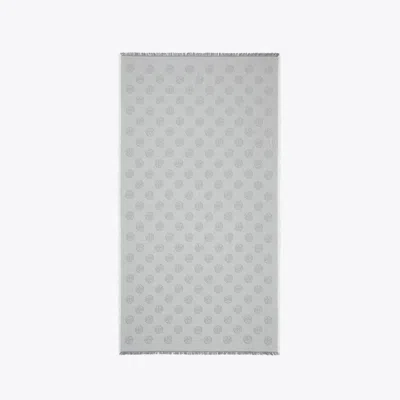 Tory Burch Medallion Logo Oblong Traveler Scarf In Gray