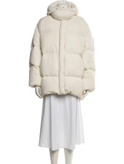 Pre-owned Tory Burch Nylon Down Coat W/ Tags In Neutrals