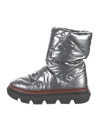 Pre-owned Tory Burch Nylon Snow Boots In Silver