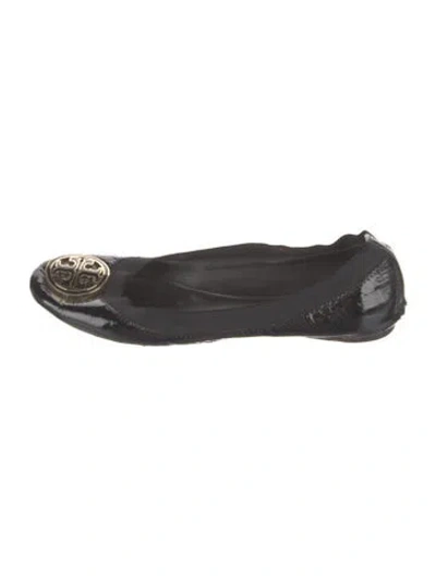 Pre-owned Tory Burch Patent Leather Ballet Flats In Black