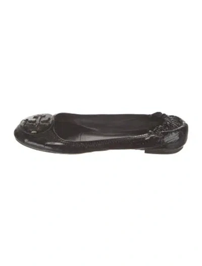 Pre-owned Tory Burch Patent Leather Ballet Flats In Black