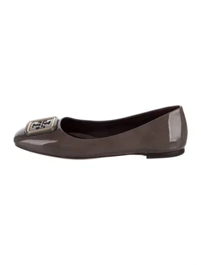 Pre-owned Tory Burch Patent Leather Ballet Flats In Grey
