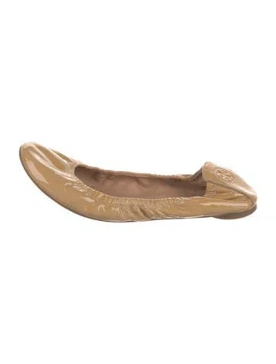 Pre-owned Tory Burch Patent Leather Ballet Flats In Neutral