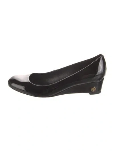Pre-owned Tory Burch Patent Leather In Black