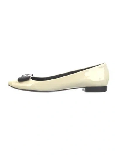 Pre-owned Tory Burch Patent Leather Bow Accents Ballet Flats In Neutral