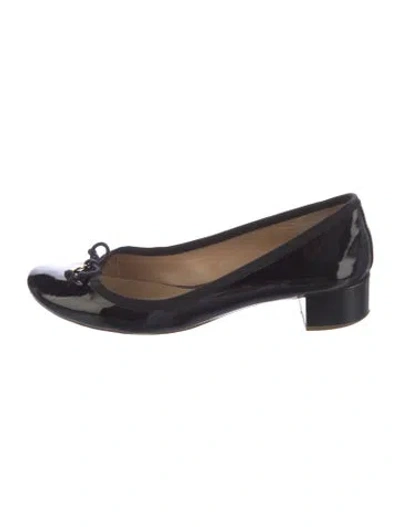 Pre-owned Tory Burch Patent Leather Bow Accents Pumps In Black