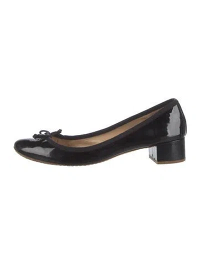 Pre-owned Tory Burch Patent Leather Bow Accents Pumps In Black