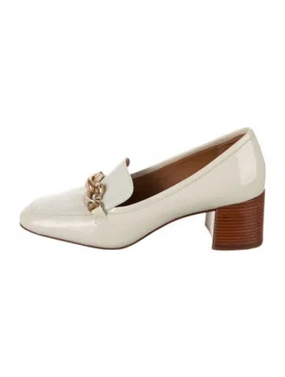 Pre-owned Tory Burch Patent Leather Chain-link Accents Pumps In White