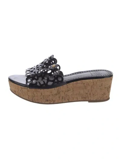 Pre-owned Tory Burch Patent Leather Colorblock Pattern Slides In Black
