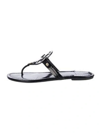Pre-owned Tory Burch Patent Leather Flip Flops In Black