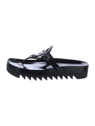 Pre-owned Tory Burch Patent Leather Flip Flops In Black