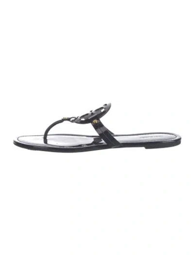 Pre-owned Tory Burch Patent Leather Flip Flops In Black