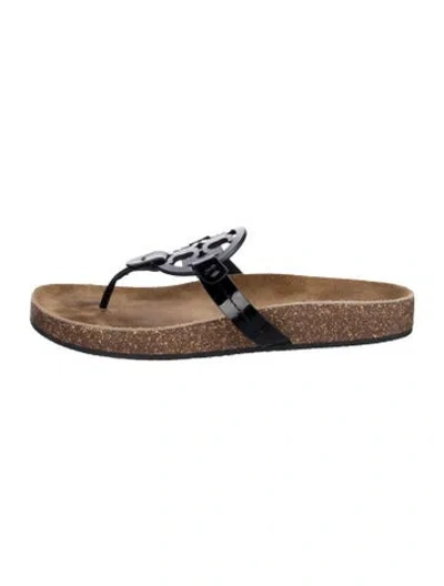 Pre-owned Tory Burch Patent Leather Flip Flops In Black