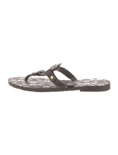 Pre-owned Tory Burch Patent Leather Flip Flops In Brown/grey
