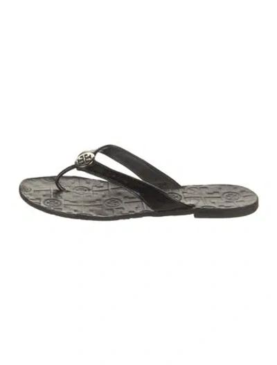 Pre-owned Tory Burch Patent Leather Flip Flops In Multi