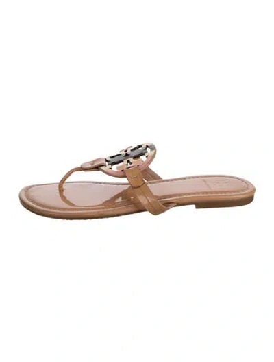 Pre-owned Tory Burch Patent Leather Lasercut Accents Slides In Neutrals
