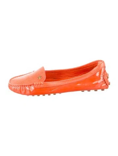 Pre-owned Tory Burch Patent Leather Loafers In Orange