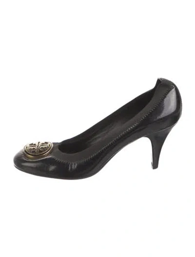 Pre-owned Tory Burch Patent Leather Pumps In Black