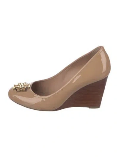 Pre-owned Tory Burch Patent Leather Pumps In Brown