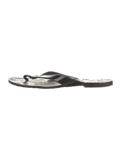 Pre-owned Tory Burch Patent Leather Slides In Black