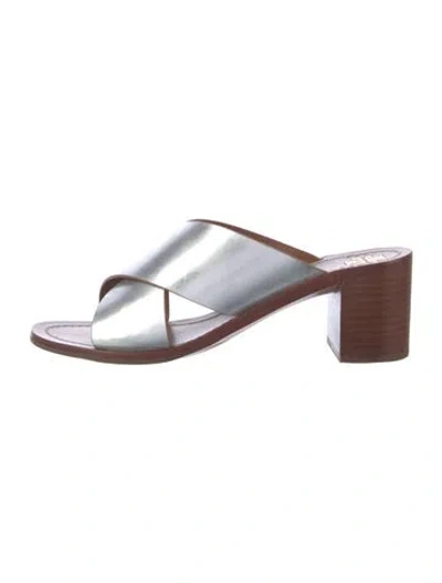 Pre-owned Tory Burch Patent Leather Slides In Silver