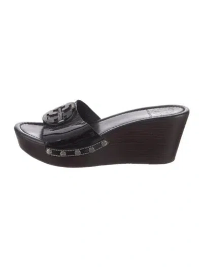 Pre-owned Tory Burch Patent Leather Studded Accents Slides In Black