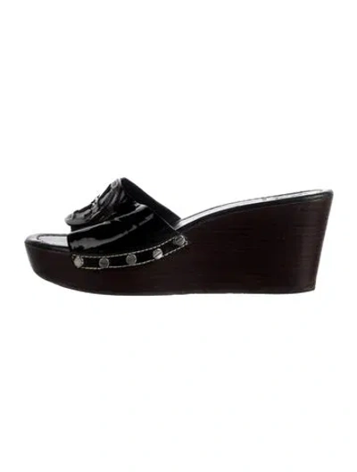 Pre-owned Tory Burch Patent Leather Studded Accents Slides In Multi