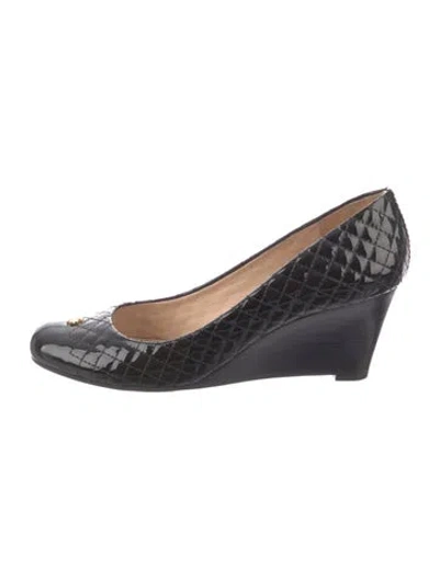 Pre-owned Tory Burch Patent Leather Tweed Pattern Pumps In Black