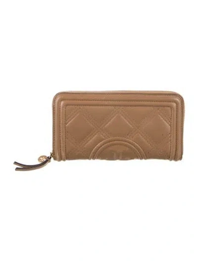 Pre-owned Tory Burch Quilted Pattern Leather Wallet In Brown