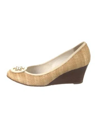 Pre-owned Tory Burch Raffia Leather Trim Embellishment Pumps In Neutrals