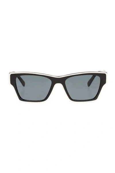 Tory Burch Rectangle Frame Sunglasses In Black