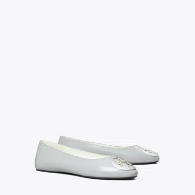 Tory Burch Reva Logo-plaque Ballet Flats In Gray
