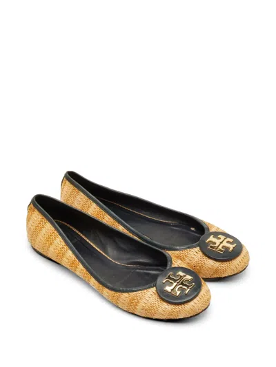 Pre-owned Tory Burch Reva Raffia Ballet Flats In Neutral