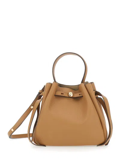 TORY BURCH 'ROMY' BEIGE BUCKET BAG WITH ADJUSTABLE SHOULDER STRAP AND LOGO PLAQUE ON THE FRONT IN HAMMERED LEAT