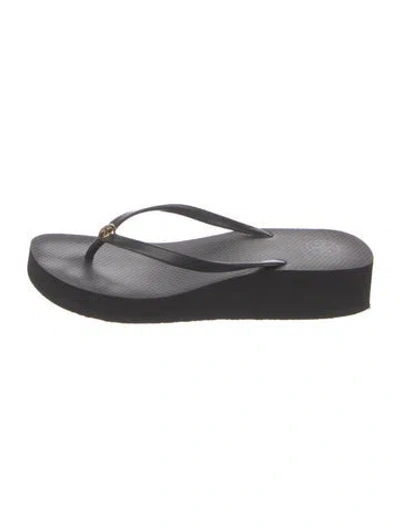 Pre-owned Tory Burch Rubber Flip Flops In Black