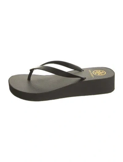 Pre-owned Tory Burch Rubber Flip Flops In Black