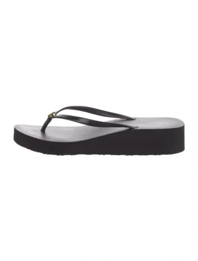 Pre-owned Tory Burch Rubber Flip Flops In Black