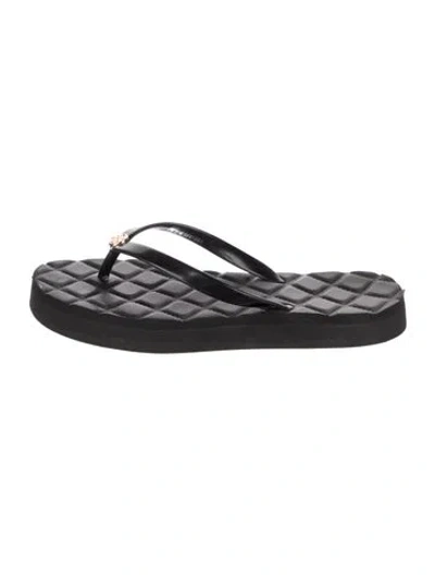 Pre-owned Tory Burch Rubber Flip Flops In Black
