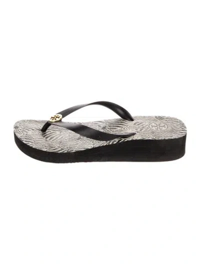 Pre-owned Tory Burch Rubber Flip Flops In Multi