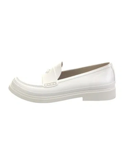 Pre-owned Tory Burch Rubber Loafers In White