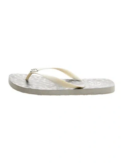 Pre-owned Tory Burch Rubber Printed Flip Flops In Silver
