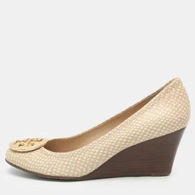 Pre-owned Tory Burch Sally Size 38.5 Beige Snake Print Leather Wedge Pumps