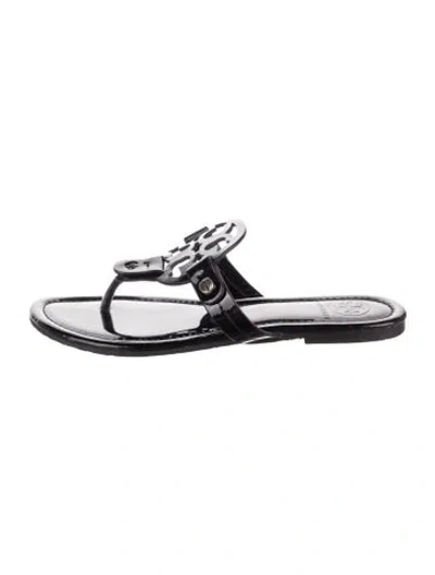 Pre-owned Tory Burch Signature Logo Patent Leather Flip Flops In Black