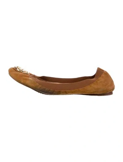 Pre-owned Tory Burch Signature Logo Suede Ballet Flats In Brown