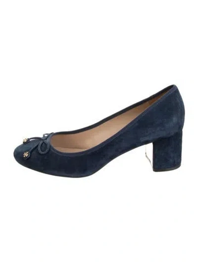 Pre-owned Tory Burch Signature Logo Suede Pumps In Blue