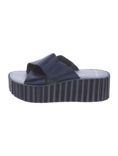 Pre-owned Tory Burch Slides In Blue