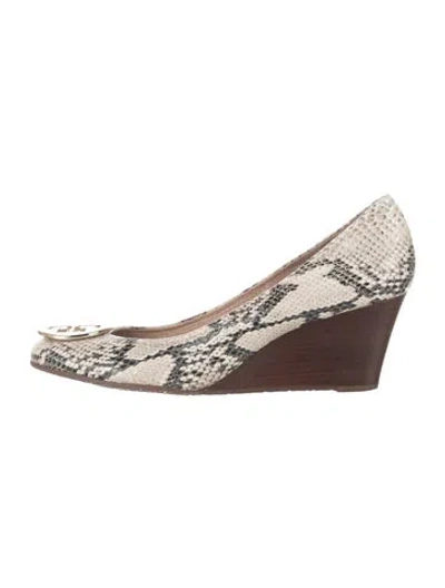 Pre-owned Tory Burch Snakeskin Animal Print Pumps In Neutrals