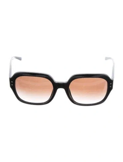Pre-owned Tory Burch Square Gradient Sunglasses In Black