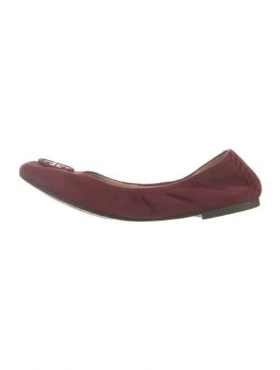 Pre-owned Tory Burch Suede Ballet Flats In Burgundy